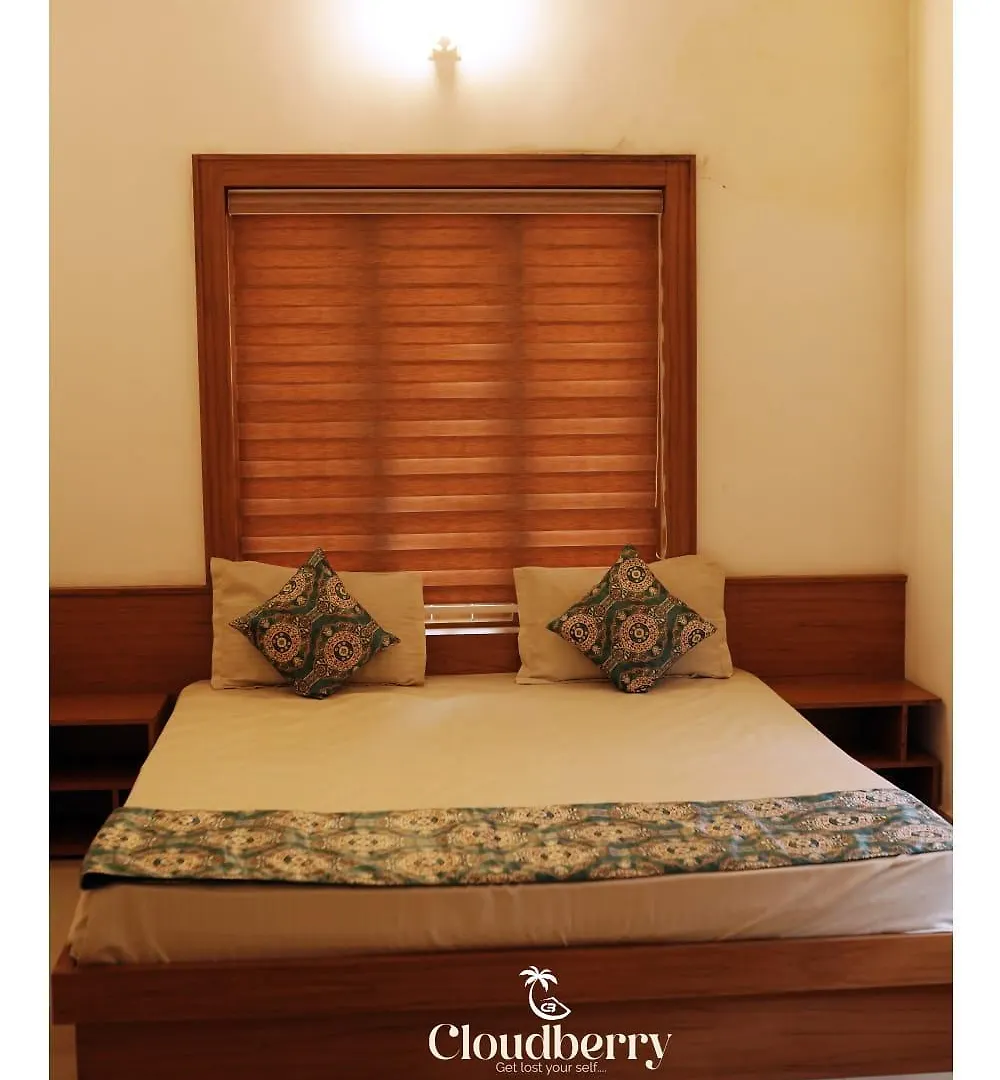 Cloud Berry Villa Padinjarathara 0*,